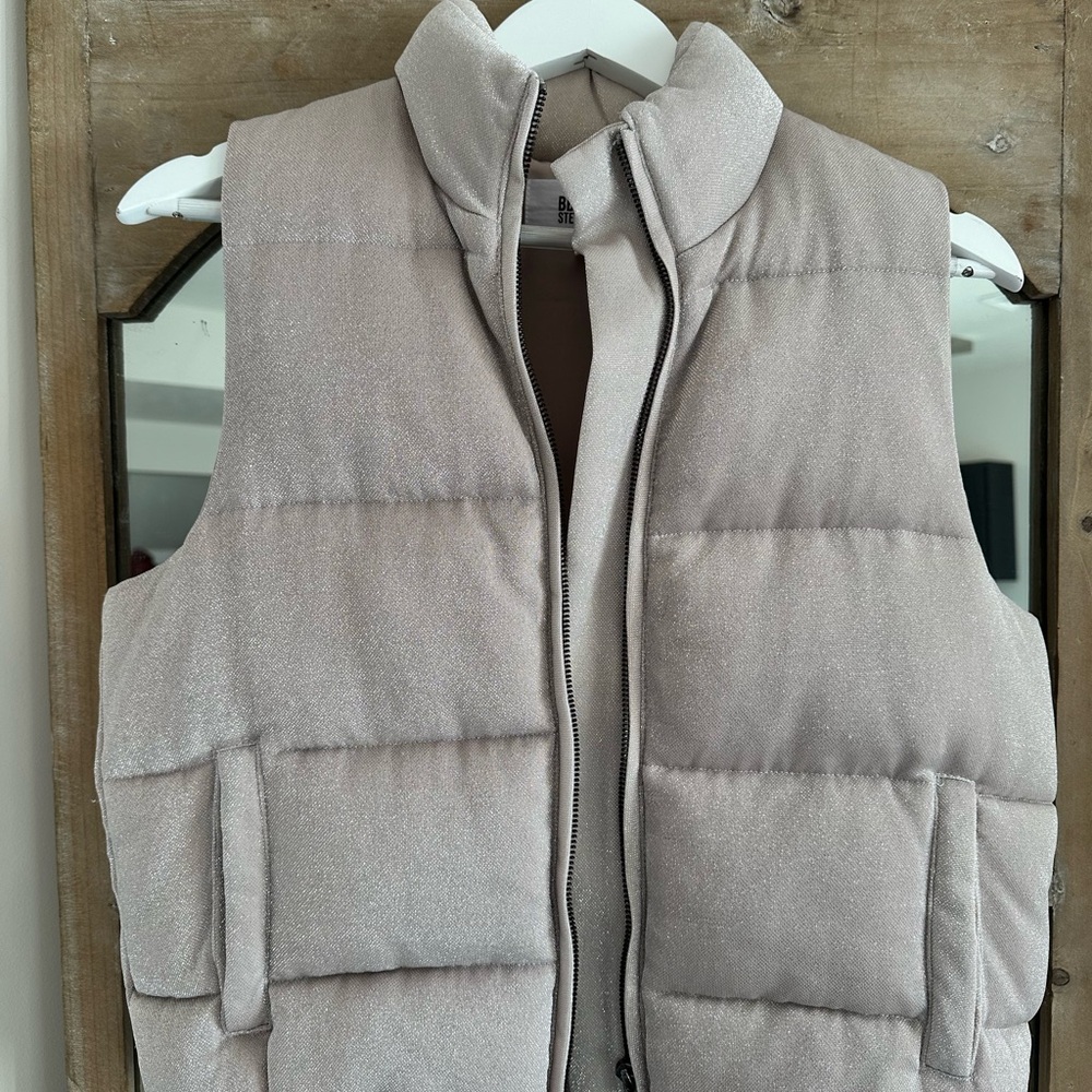 Stylish Shimmer Gray Puffer Vest